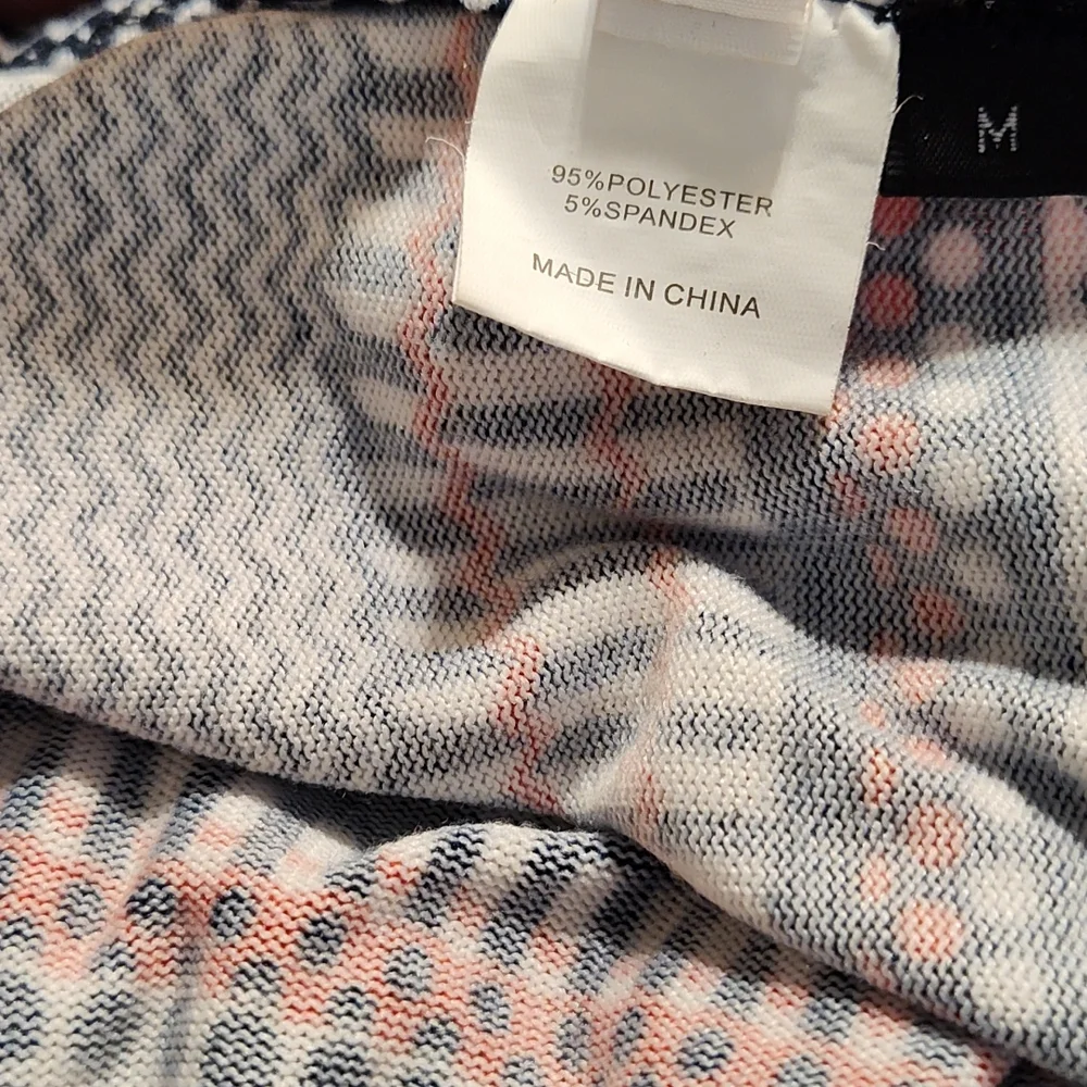 Beyond This Plane Blouse - Picture 4 of 4